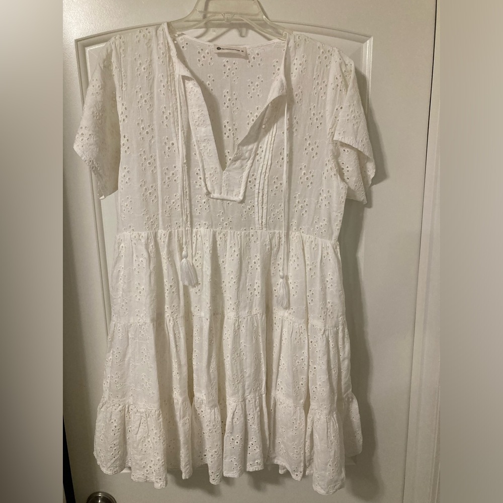 The Impeccable Pig white eyelet BOHO babydoll dress. Size Medium.